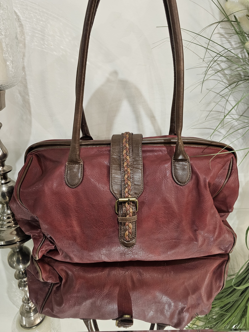 Vintage Bueno Y2K Burgundy Leather Like Shoulder Bag with Brown Trim